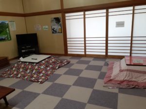 休憩室に、こたつ入りました(*´▽｀*)